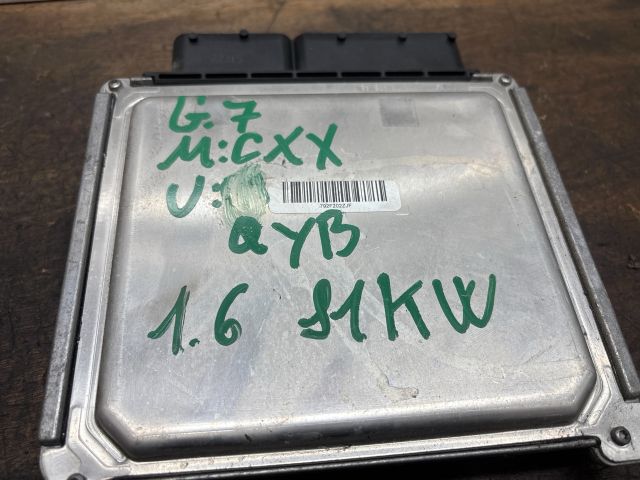 bontott VW GOLF VII Motorvezérlő