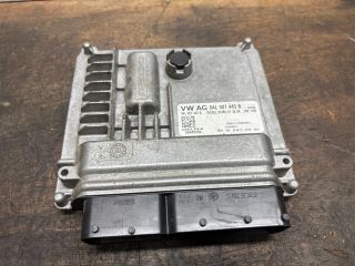 bontott VW GOLF VII Motorvezérlő