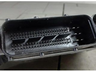 bontott VW GOLF VII Motorvezérlő