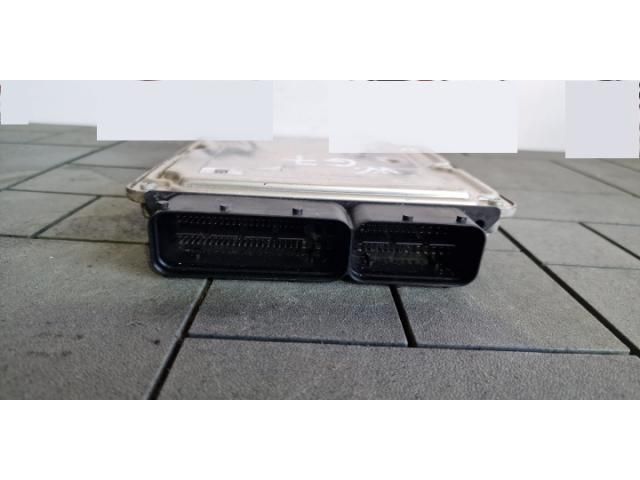 bontott VW GOLF VII Motorvezérlő