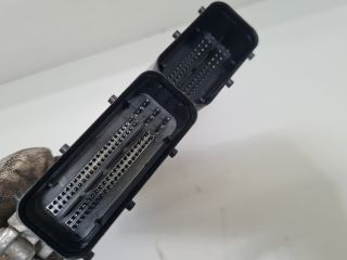 bontott VW GOLF VII Motorvezérlő