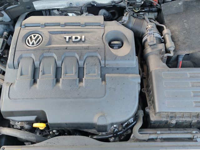 bontott VW GOLF VII Nagynyomású Szivattyú Bak