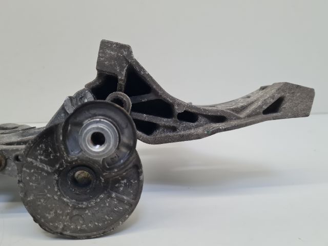 bontott VW GOLF VII Nagynyomású Szivattyú Bak