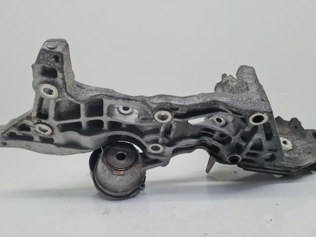 bontott VW GOLF VII Nagynyomású Szivattyú Bak