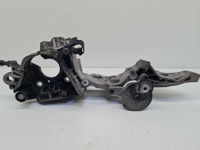 bontott VW GOLF VII Nagynyomású Szivattyú Bak