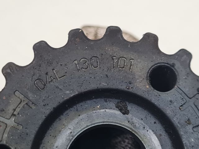 bontott VW GOLF VII Nagynyomású Szivattyú Bordáskerék / Lánckerék