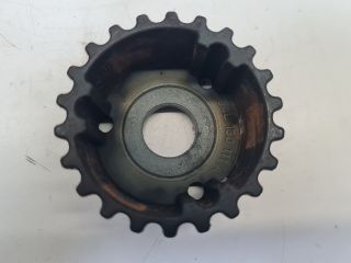 bontott VW GOLF VII Nagynyomású Szivattyú Bordáskerék / Lánckerék