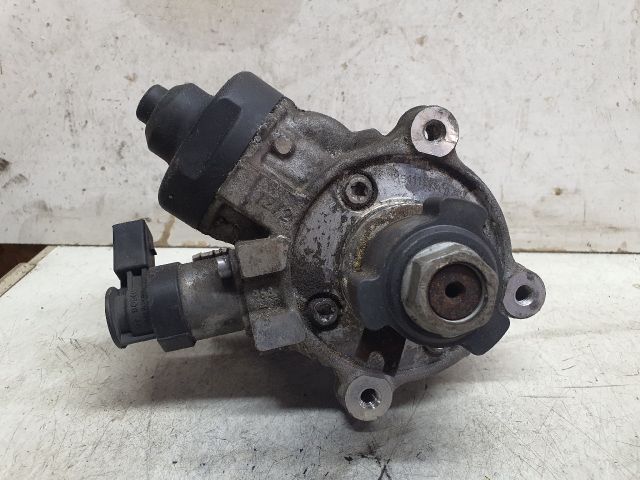 bontott VW GOLF VII Nagynyomású Szivattyú