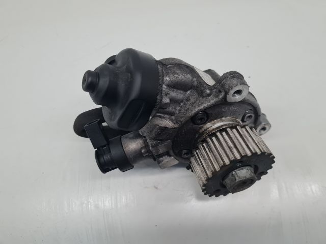 bontott VW GOLF VII Nagynyomású Szivattyú