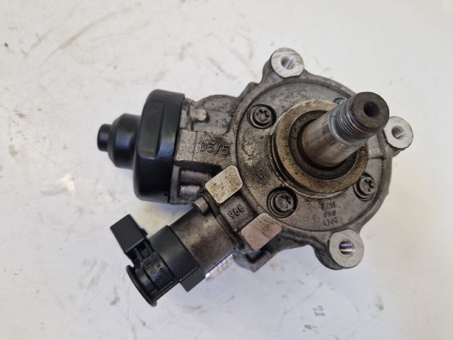 bontott VW GOLF VII Nagynyomású Szivattyú