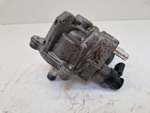 bontott VW GOLF VII Nagynyomású Szivattyú