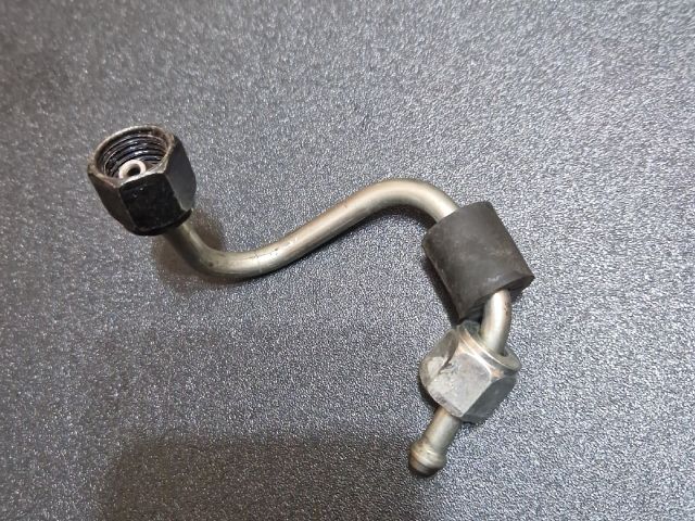 bontott VW GOLF VII Nagynyomású Üzemanyag Gyűjtőcső