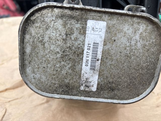 bontott VW GOLF VII Olajhűtő