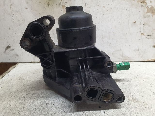 bontott VW GOLF VII Olajszűrő Ház