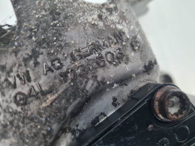 bontott VW GOLF VII Olajteknő