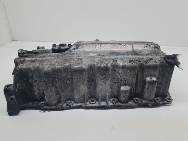 bontott VW GOLF VII Olajteknő