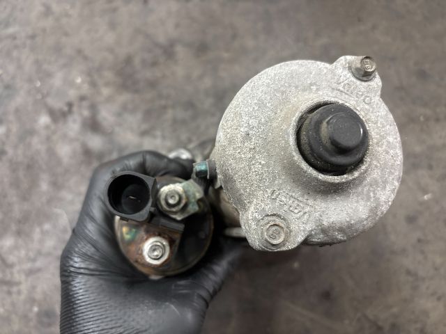 bontott VW GOLF VII Önindító