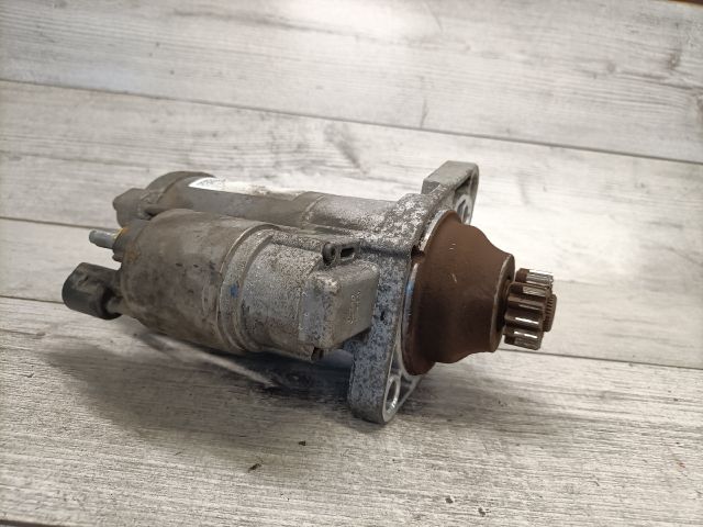 bontott VW GOLF VII Önindító