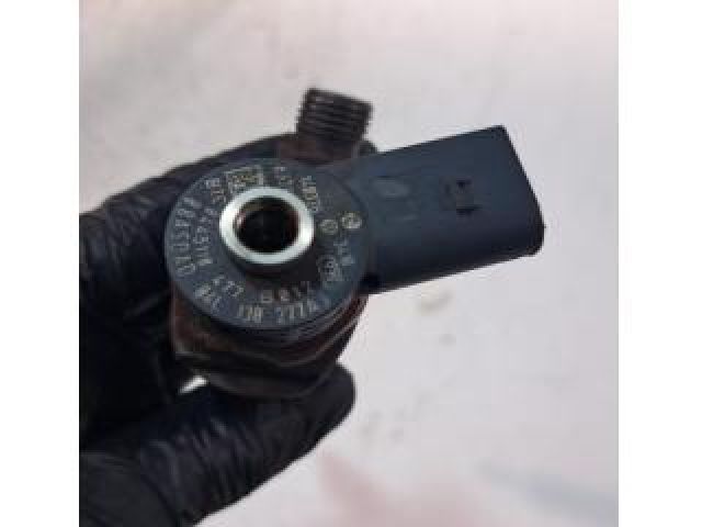 bontott VW GOLF VII Porlasztó (1 db)