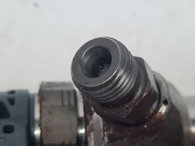 bontott VW GOLF VII Porlasztó (1 db)