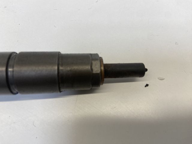 bontott VW GOLF VII Porlasztó (1 db)