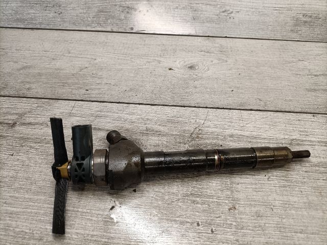 bontott VW GOLF VII Porlasztó (1 db)