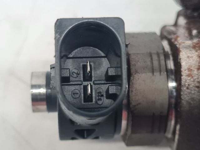 bontott VW GOLF VII Porlasztó (1 db)