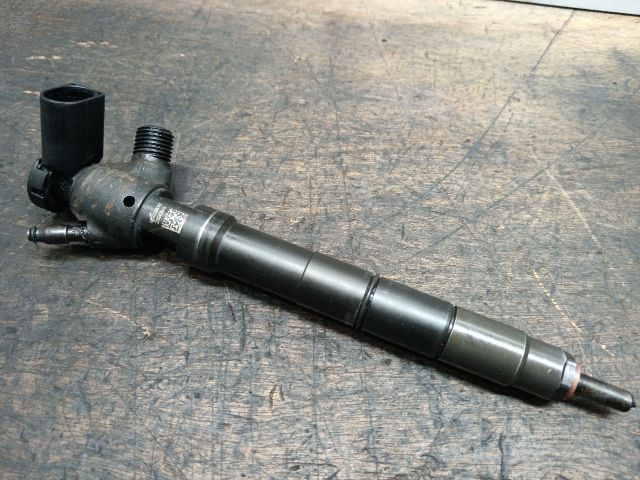 bontott VW GOLF VII Porlasztó (1 db)