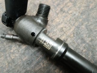 bontott VW GOLF VII Porlasztó (1 db)