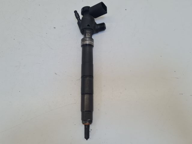 bontott VW GOLF VII Porlasztó (1 db)