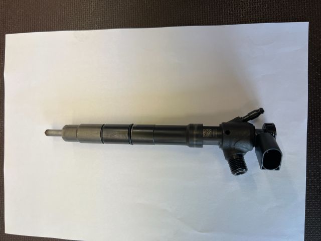 bontott VW GOLF VII Porlasztó (1 db)