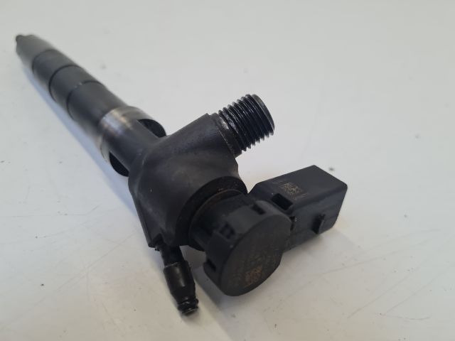 bontott VW GOLF VII Porlasztó (1 db)