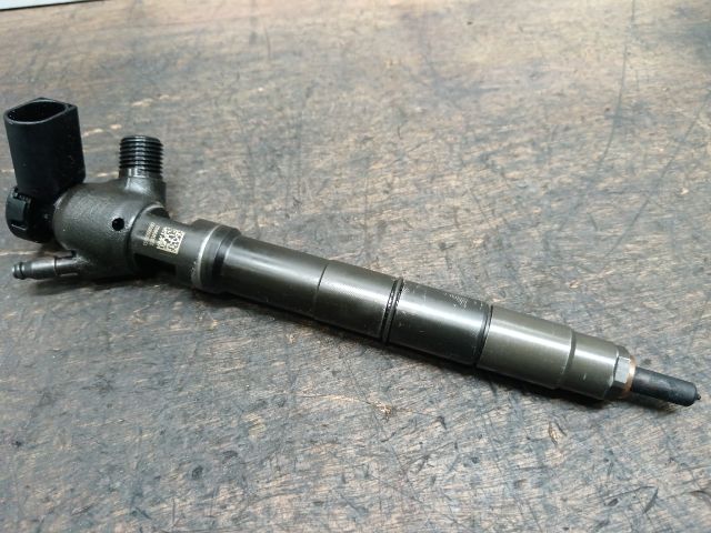 bontott VW GOLF VII Porlasztó (1 db)