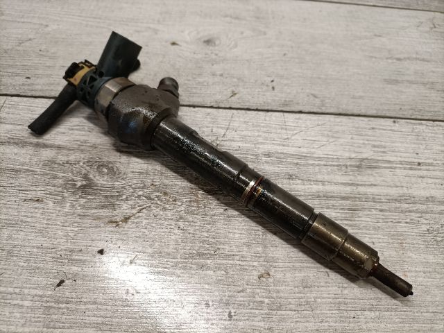 bontott VW GOLF VII Porlasztó (1 db)