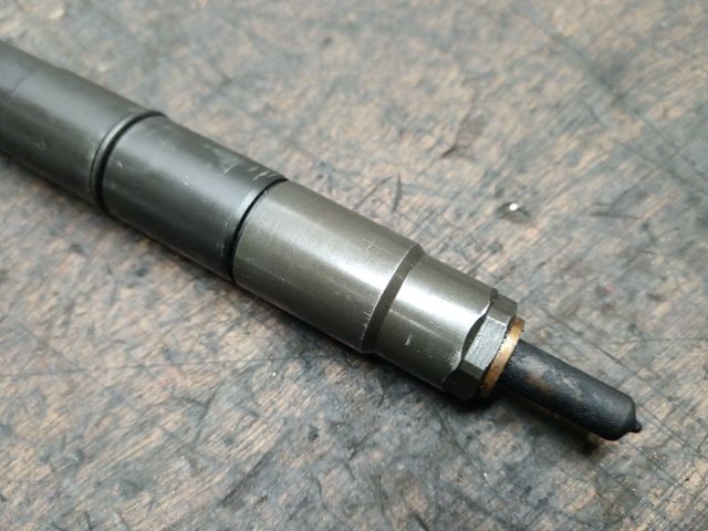 bontott VW GOLF VII Porlasztó (1 db)