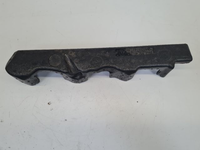 bontott VW GOLF VII Porlasztó Burkolat