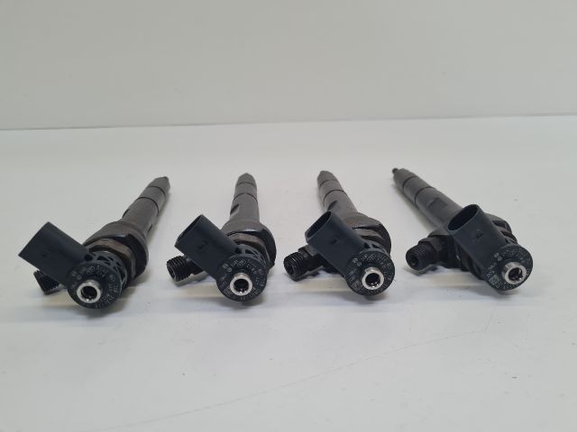 bontott VW GOLF VII Porlasztó Sor / Híd