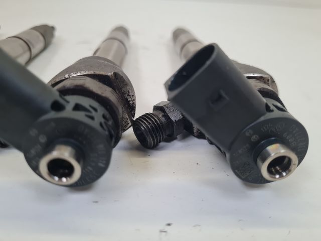 bontott VW GOLF VII Porlasztó Sor / Híd