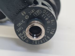 bontott VW GOLF VII Porlasztó Sor / Híd