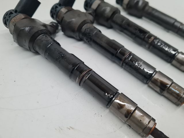 bontott VW GOLF VII Porlasztó Sor / Híd