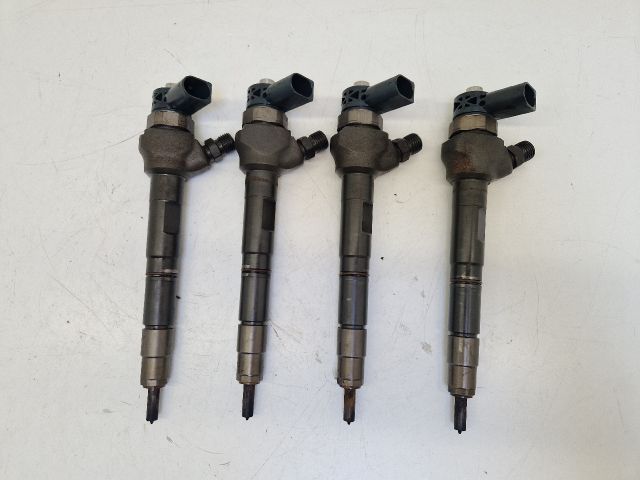 bontott VW GOLF VII Porlasztó Sor / Híd