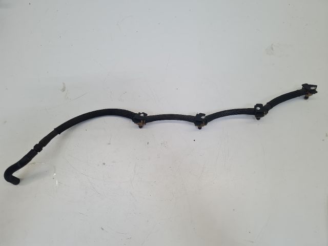 bontott VW GOLF VII Résolajcső