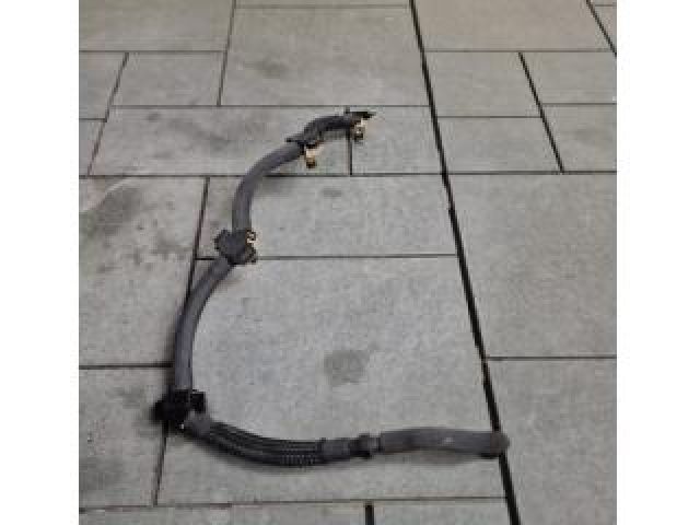 bontott VW GOLF VII Résolajcső