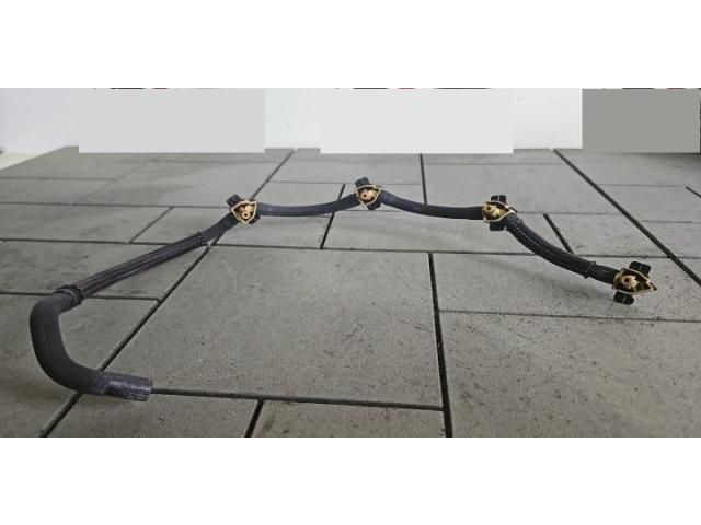 bontott VW GOLF VII Résolajcső