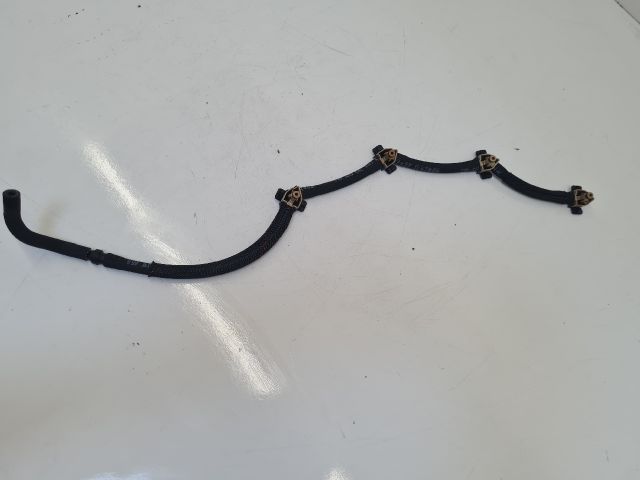 bontott VW GOLF VII Résolajcső