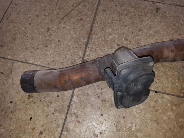 bontott VW GOLF VII Rezonátor