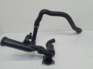 bontott VW GOLF VII Termosztátház Csővel