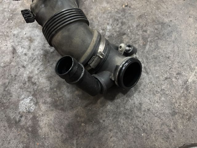 bontott VW GOLF VII Turbócső