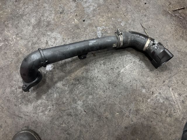 bontott VW GOLF VII Turbócső