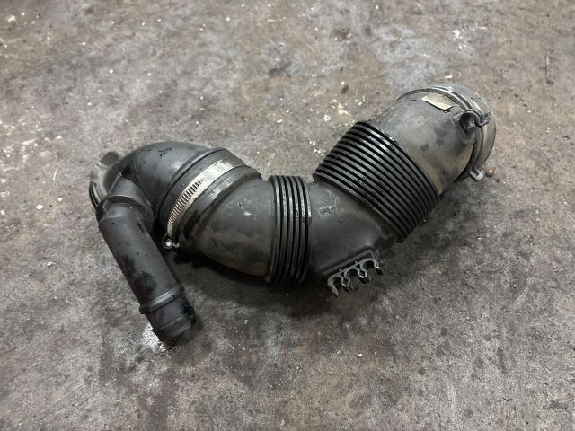 bontott VW GOLF VII Turbócső